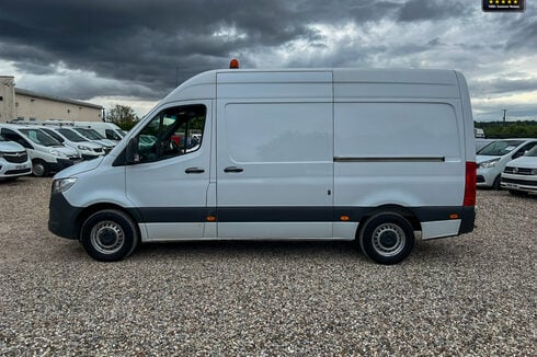 Mercedes-Benz Sprinter MWB L2H2 Medium Roof 315 Cdi Progressive EURO 6 NO