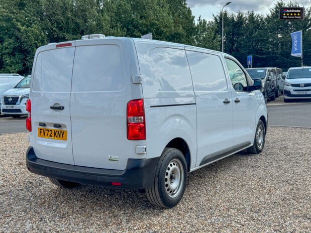 Peugeot Expert SWB L1H1 Bluehdi 1400 Professional Premium Air Con Sensors SELECT 7