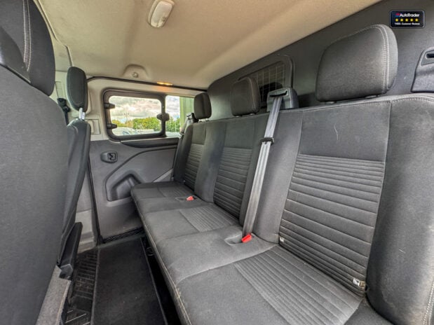 Ford Transit Custom Crew Cab SWB AUTO L1H1 320 Limited Air Con Alloys Cam Nav SELECT 12