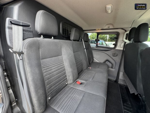 Ford Transit Custom Crew Cab SWB AUTO L1H1 320 Limited Air Con Alloys Cam Nav SELECT 16