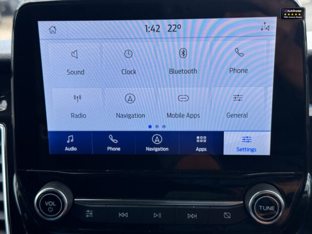 Ford Transit Custom Crew Cab SWB AUTO L1H1 320 Limited Air Con Alloys Cam Nav SELECT 35