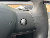 Tesla Model 3 (Sold) Standard Range Plus Saloon 4dr Electric Auto RWD (241 bhp) 13