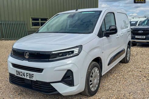 Vauxhall Combo SWB L1H1 Low Roof 2300 Pro Air Con Cruise Nav EURO 6