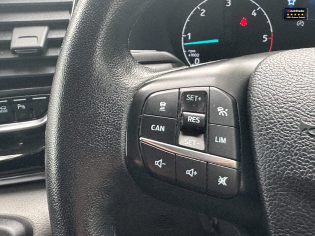 Ford Tourneo Custom 2.0 320 EcoBlue Titanium X Minibus Double Cab 5dr Diesel Auto L2 Euro 6 (s/ 14