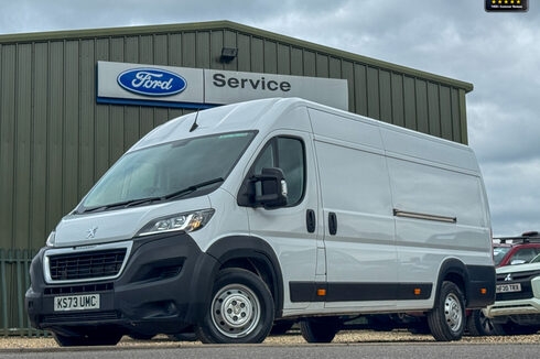 Peugeot Boxer XLWB L4H2 Medium Roof Bluehdi 435 Professional Premium Plus EURO 6