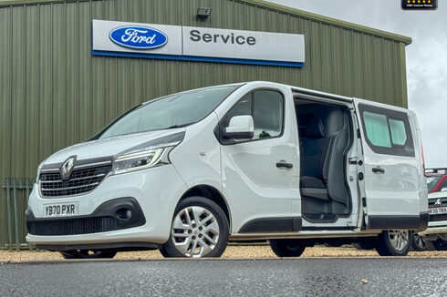 Renault Trafic Crew Cab AUTO LWB L2H1 Ll30 Sport Edc Energy Air Con Nav EURO 6