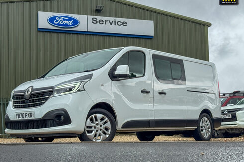 Renault Trafic Crew Cab AUTO LWB L2H1 Ll30 Sport Edc Energy Air Con Nav EURO 6