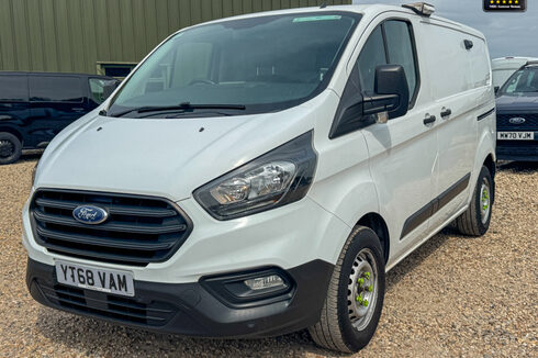 Ford Transit Custom SWB L1H1 Low Roof 320 Base Alloys Air Con Cam Cruise Sensors EURO 6