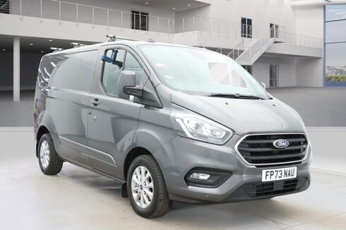 Ford Transit Custom SWB L1H1 [SOLD MM] 300 Limited Alloys Air Con Sensors Tow Bar EURO 6