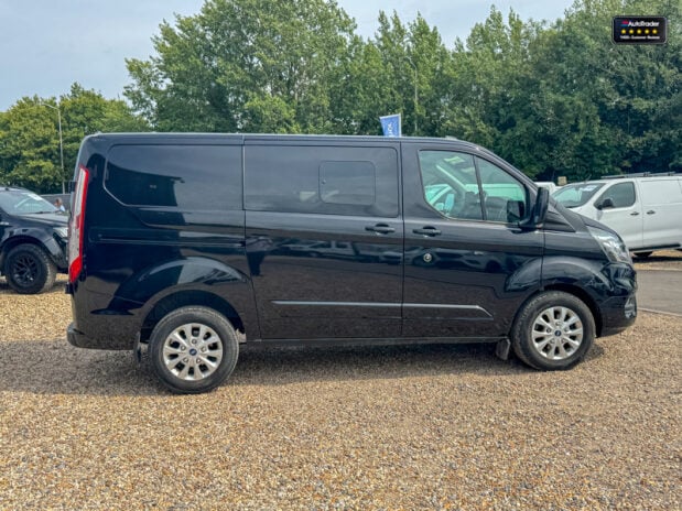 Ford Transit Custom Crew Cab SWB L1H1 AUTO 320 Limited Air Con Cam Nav 6