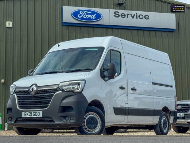 Renault Master MWB L2H2 (SOLD SM) Medium Roof Business Air Con EU 1