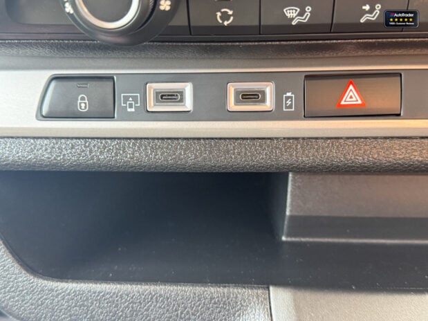Citroen Dispatch XLWB L3H1 Driver Air Con 120ps Navigation Sensors EURO 6 38