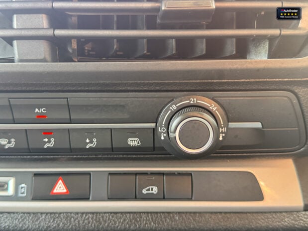 Citroen Dispatch XLWB L3H1 Driver Air Con 120ps Navigation Sensors EURO 6 37