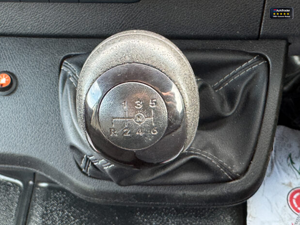 Mercedes-Benz Sprinter Tipper MWB L2 315 Cdi Progressive Tow Bar EURO 6 32