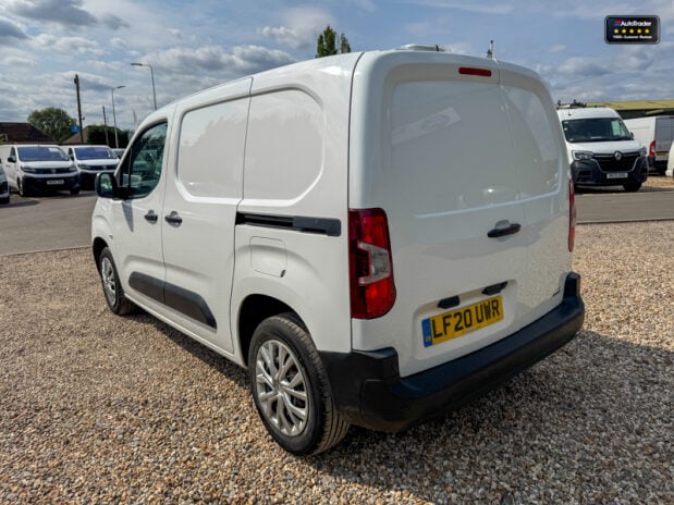 Citroen Berlingo SWB L1H1 1000 Enterprise M Bluehdi Air Con Navigation EURO 6 10