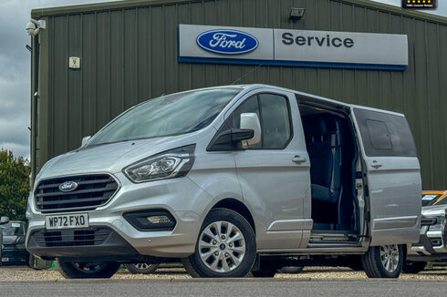 Ford Transit Custom AUTO Crew Cab SWB L1H1 320 Limited Alloys Air Con Cam Nav SELECT