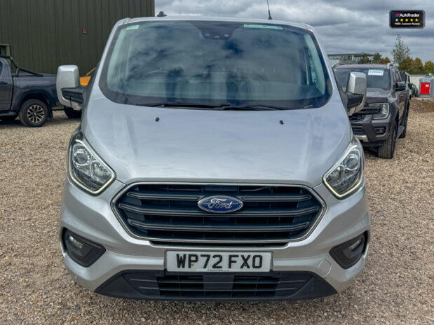 Ford Transit Custom AUTO Crew Cab SWB L1H1 320 Limited Alloys Air Con Cam Nav SELECT 5