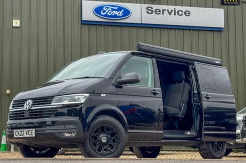 Volkswagen Transporter Crew Cab SWB L1H1 T30 Tdi Kombi Highline 150BHP 6 Speed Awning Blinds Alloy