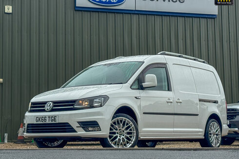 Volkswagen Caddy AUTO LWB L2H1 C20 Tdi Highline Alloys Air Con Sensors EURO 6 NO VAT