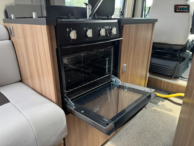 Swift Select 122 Fiat Ducato 2.3 | Automatic | Shower & Toilet | Rear Louge | A/C | Euro 6 16