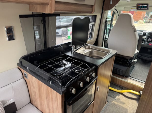 Swift Select 122 Fiat Ducato 2.3 | Automatic | Shower & Toilet | Rear Louge | A/C | Euro 6 14