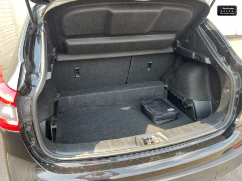 Nissan Qashqai Sold 1.3 DIG-T N-Connecta SUV 5dr Petrol Manual Euro 6 (s/s) (140 ps) 10