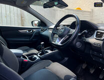 Nissan Qashqai Sold 1.3 DIG-T N-Connecta SUV 5dr Petrol Manual Euro 6 (s/s) (140 ps) 18