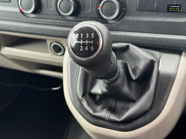 Volkswagen Transporter Camper|LWB|Highline|Electric PopTop|4 Berth|4 Belt 26