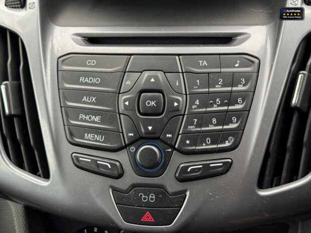 Ford Transit Connect SWB L1H1 200 Limited Alloys Air Con Camera EURO 6 31