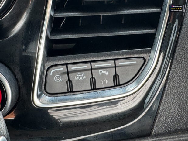 Ford Transit Custom AUTO LWB [SOLD MT] L2H1 300 Limited Air Con Camera Sensors E 35