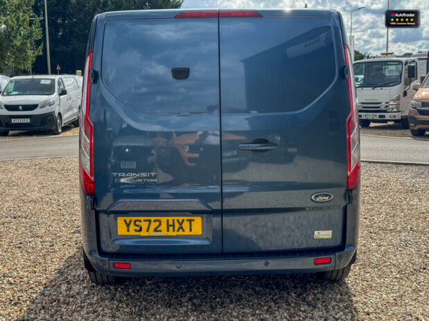 Ford Transit Custom AUTO LWB [SOLD MT] L2H1 300 Limited Air Con Camera Sensors E 7