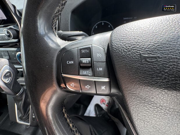 Ford Transit Custom AUTO LWB [SOLD MT] L2H1 300 Limited Air Con Camera Sensors E 17