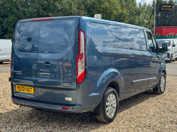 Ford Transit Custom AUTO LWB [SOLD MT] L2H1 300 Limited Air Con Camera Sensors E 6