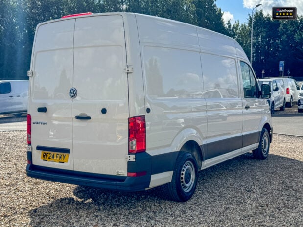 Volkswagen Crafter MWB L2 High Roof Cr35 Tdi Commerce Plus Air Con Sensors EURO 6 7