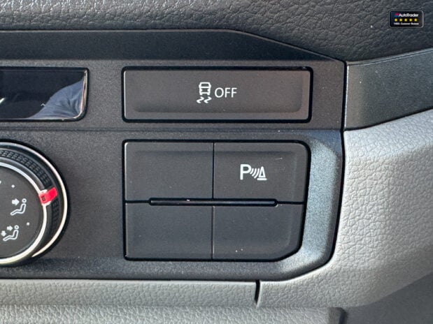 Volkswagen Crafter MWB L2 High Roof Cr35 Tdi Commerce Plus Air Con Sensors EURO 6 40