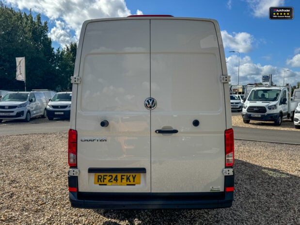 Volkswagen Crafter MWB L2 High Roof Cr35 Tdi Commerce Plus Air Con Sensors EURO 6 8