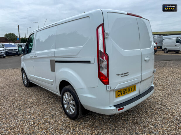 Ford Transit Custom SWB L1H1 [SOLD SM] 280 Limited Alloys Air Con Sensors EURO 6 10