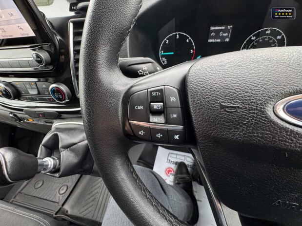 Ford Transit Custom SWB L1H1 [SOLD SM] 280 Limited Alloys Air Con Sensors EURO 6 17