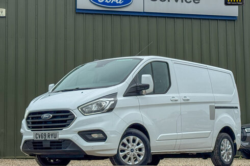 Ford Transit Custom SWB L1H1 [SOLD SM] 280 Limited Alloys Air Con Sensors EURO 6