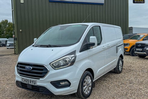 Ford Transit Custom SWB L1H1 [SOLD SM] 280 Limited Alloys Air Con Sensors EURO 6