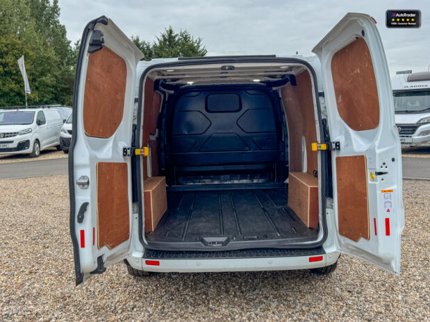 Ford Transit Custom SWB L1H1 [SOLD SM] 280 Limited Alloys Air Con Sensors EURO 6 8