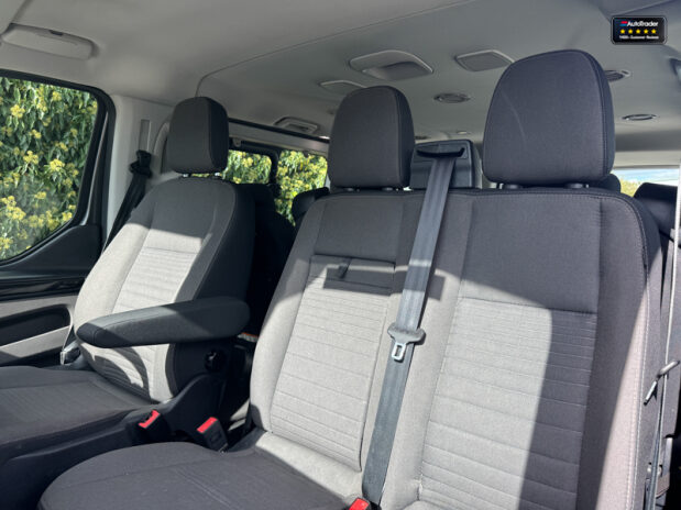 Ford Tourneo Custom 320|Titanium|L2|9 Seater|Manual|Euro 6|VAT Q 8