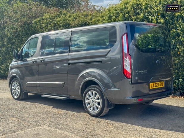 Ford Tourneo Custom 320|Titanium|L2|9 Seater|Manual|Euro 6|VAT Q 7