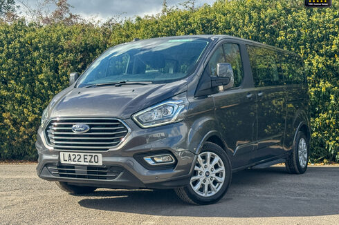 Ford Tourneo Custom 320|Titanium|L2|9 Seater|Manual|Euro 6|VAT Q