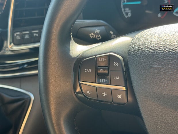 Ford Tourneo Custom 320|Titanium|L2|9 Seater|Manual|Euro 6|VAT Q 13