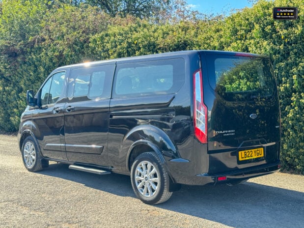 Ford Tourneo Custom 320|Titanium|L2|9 Seater|Manual|Euro 6|VAT Q 31