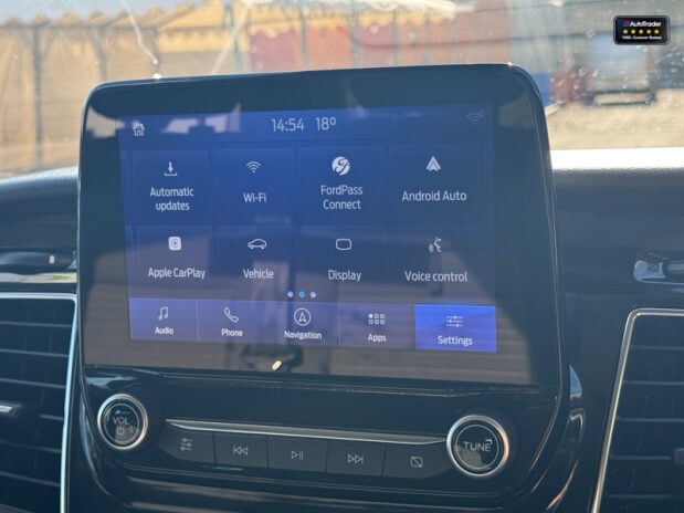 Ford Tourneo Custom 320|Titanium|L2|9 Seater|Manual|Euro 6|VAT Q 20