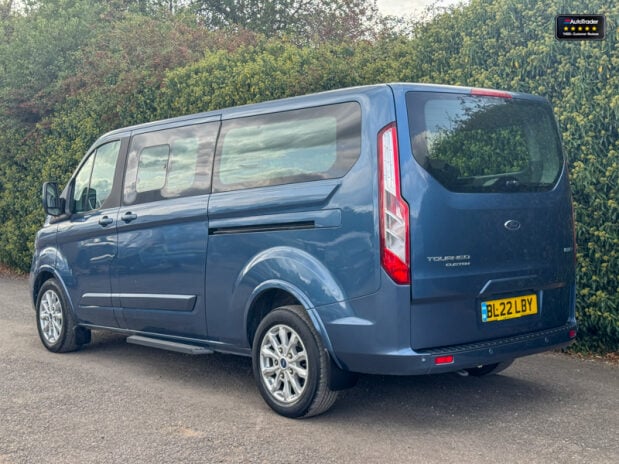 Ford Tourneo Custom 320|Titanium|L2|9 Seater|Manual|Euro 6|VAT Q 7