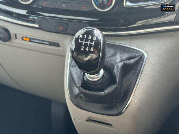 Ford Tourneo Custom 320|Titanium|L2|9 Seater|Manual|Euro 6|VAT Q 21