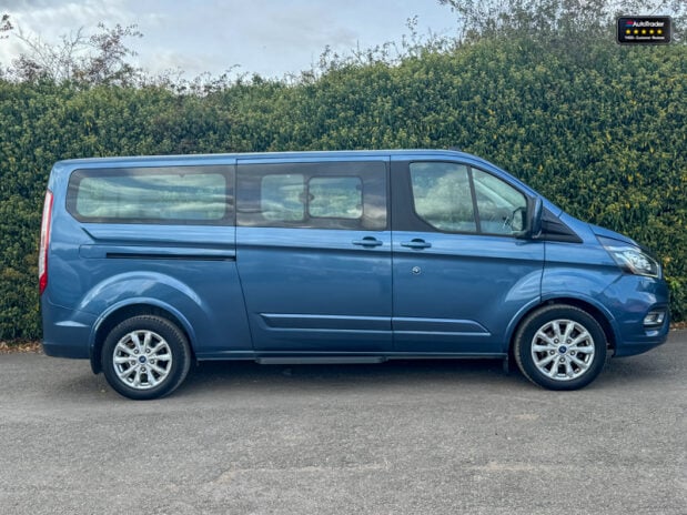 Ford Tourneo Custom 320|Titanium|L2|9 Seater|Manual|Euro 6|VAT Q 5